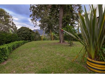 FINCA A BORDE CARRETERA_ EN VENTA _SASAIMA