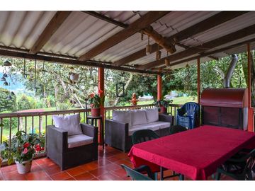 FINCA A BORDE CARRETERA_ EN VENTA _SASAIMA