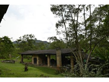 FINCA 11.8 HAS EN VENTA SASAIMA VILLETA