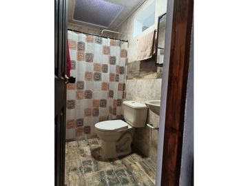 VENTA CASA DE DOS NIVELES INDEPENDIENTES DOSQUEBRADAS-LOS NARANJOS