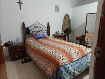 VENTA CASA DE DOS NIVELES INDEPENDIENTES DOSQUEBRADAS-LOS NARANJOS