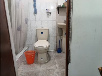 VENTA CASA DE DOS NIVELES INDEPENDIENTES DOSQUEBRADAS-LOS NARANJOS