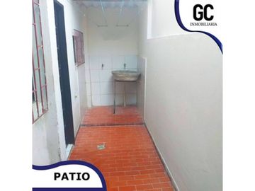 Se vende casa de 2 pisos / Ciudadela metropolitana Soledad