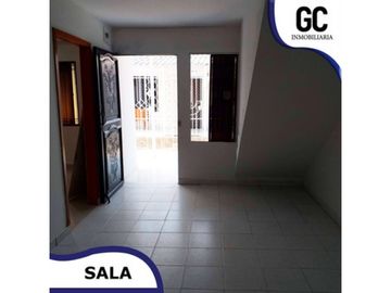 Se vende casa de 2 pisos / Ciudadela metropolitana Soledad