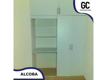 Se vende casa de 2 pisos / Ciudadela metropolitana Soledad