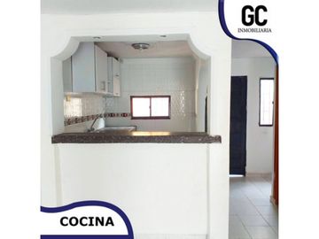 Se vende casa de 2 pisos / Ciudadela metropolitana Soledad