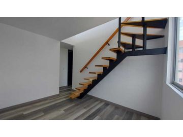 Se vende penthouse duplex en el norte de Armenia