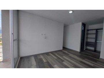 Se vende penthouse duplex en el norte de Armenia