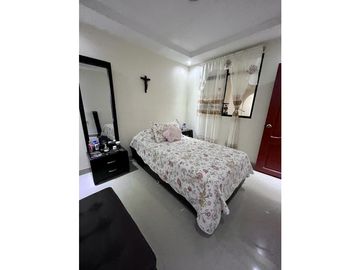 VENTA AMPLIA CASA SECTOR LA PRADERA - DOSQUEBRADAS