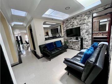 VENTA AMPLIA CASA SECTOR LA PRADERA - DOSQUEBRADAS