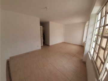 Barrio Fátima - Casa con terraza remodelada en venta Palmira Valle