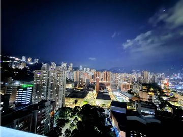 Amoblado HERMOSO Apartamento Piso 22 Sabaneta - Medellín
