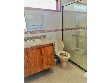 Casa finca en venta El Peñol - Vereda Horizontes