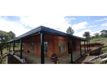 LUXA VENDE CASA CAMPESTRER EN SECTOR PROVITEC, VA SANTA ROSA