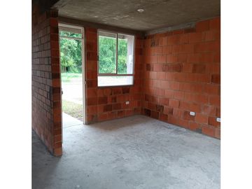 VENTA CASA OBRA GRIS EN EL EDEN DEL PARQUE JAMUNDI (GH)