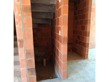 VENTA CASA OBRA GRIS EN EL EDEN DEL PARQUE JAMUNDI (GH)
