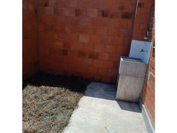 VENTA CASA OBRA GRIS EN EL EDEN DEL PARQUE JAMUNDI (GH)
