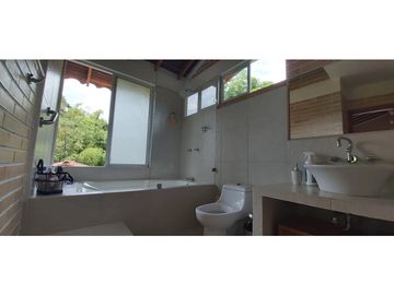 VENTA CASA CAMPESTRE CON HERMOSA VISTA TRIBUNAS PEREIRA