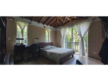 VENTA CASA CAMPESTRE CON HERMOSA VISTA TRIBUNAS PEREIRA
