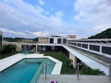 Casa campestre en condominio cerrado en venta Rozo Valle Colombia