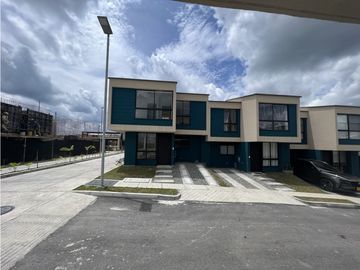 VENTA CASA ESTRENAR ZONA CAMPESTRE - LA TEBAIDA QUINDIO