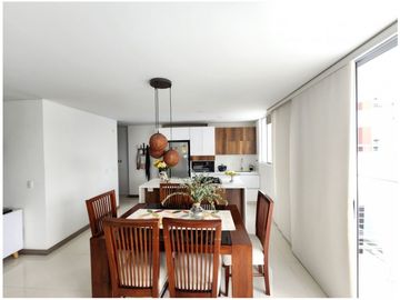 Apartamento en venta en Itagüí - Suramérica