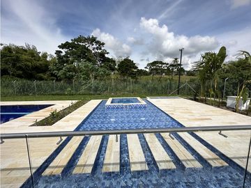 Se Vende Apartasuite Campestre Condominio Lagos De Iraka