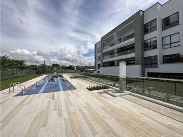 Se Vende Apartasuite Campestre Condominio Lagos De Iraka