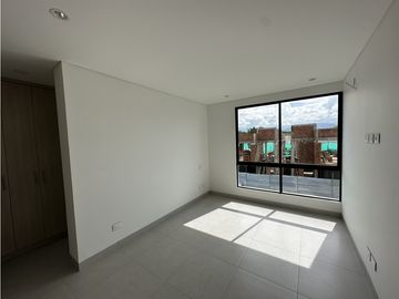Se Vende Apartasuite Campestre Condominio Lagos De Iraka