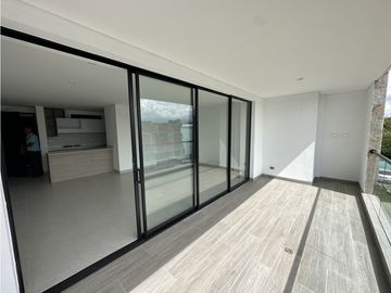 Se Vende Apartasuite Campestre Condominio Lagos De Iraka