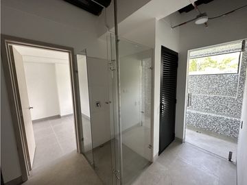 Se Vende Apartasuite Campestre Condominio Lagos De Iraka