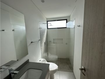 Se Vende Apartasuite Campestre Condominio Lagos De Iraka