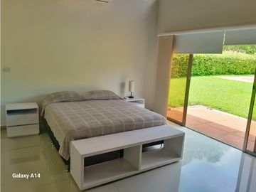 Venta Casa Campestre a Puerta Cerrada Cerca Club Campestre