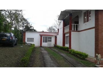 Casa en venta en Silvania con Lote
