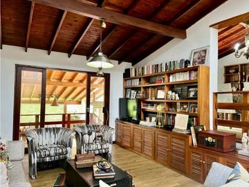 Casa Campestre en venta en La Estrella  - La Tablaza
