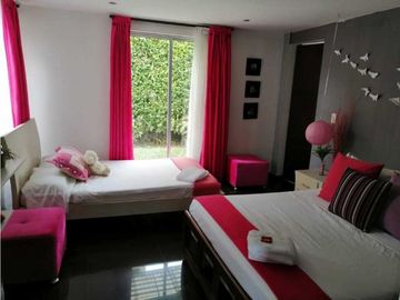 Se vende casa campestre ubicada en la Tebaida