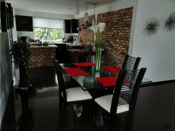 Se vende casa campestre ubicada en la Tebaida