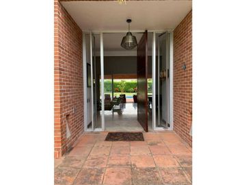Se vende casa campestre ubicada en la Tebaida Quindio