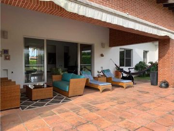 Se vende casa campestre ubicada en la Tebaida Quindio