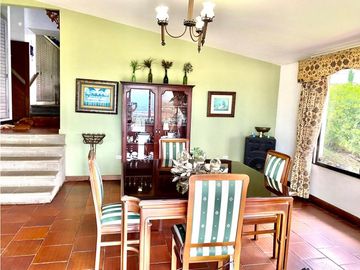 VENDO HERMOSA CASA CAMPESTRE EN CONJUNTO CERRADO EN KM 1 VIA DAPA.