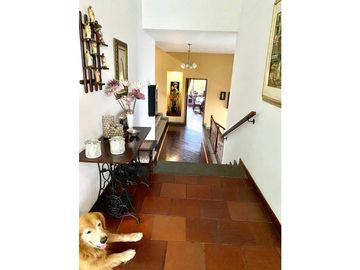 VENDO HERMOSA CASA CAMPESTRE EN CONJUNTO CERRADO EN KM 1 VIA DAPA.