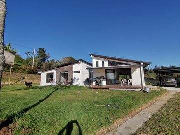 casa finca en venta Carmen de Viboral Antioquia 1.700 m2 LDC