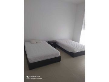 Casa Con Piscina En Condominio Miralomas De Holanda