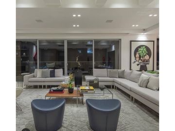 VENTA DE APARTAMENTO EN BUEN SECTOR DE LA CIUDAD