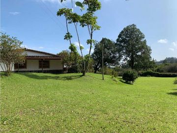 VENDO FINCA RONEGRO LLANO GRANDE 4.800 MTS CH