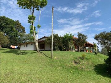 VENDO FINCA RONEGRO LLANO GRANDE 4.800 MTS CH