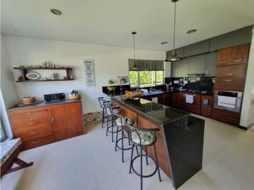 Se vende casa campestre ubicada en la Tebaida Quindio
