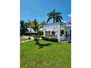 Se vende casa campestre ubicada en la Tebaida Quindio