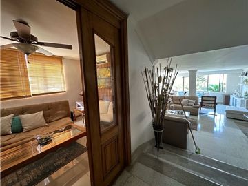 APARTAMENTO DE 3 HABITACIONES EN ARRIENDO Y/O VENTA.