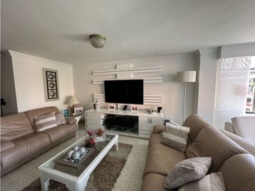 APARTAMENTO DE 3 HABITACIONES EN ARRIENDO Y/O VENTA.
